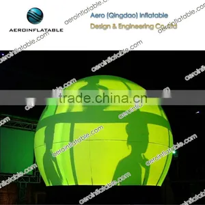Inflatable Vertical Projector Screen thumbnail-1