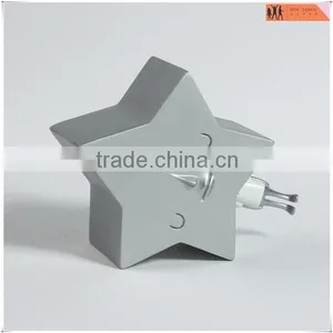 Promotion Gift Customzied Creative Star Girl Resin Figures,OEM Your Design Resin Figures,OEM Creative Resin Figures Manufacturer thumbnail-3