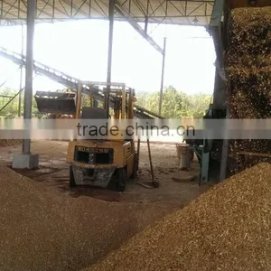 ACACIA, RUBBER, EUCALYPTUS WOOD CHIPS CHEAP PRICE FOR PULP AND MDF! thumbnail-4