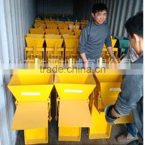 QMR1-40 Manual Clay Interlocking Brick Machine Video thumbnail-6