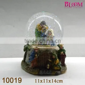 Hot Sale Custom Polyresin Water Globe thumbnail-5