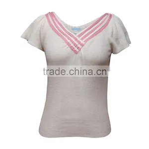 Large Contrast V Neck Knitwear Women With Petal Sleeves thumbnail-1