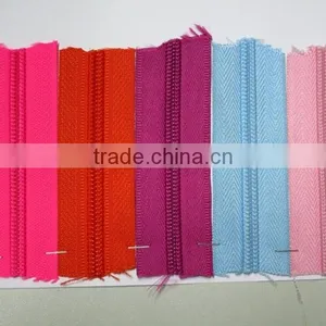 Nylon Zipper Stock Lots Made in China thumbnail-3