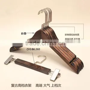 New Design White Wooden Pants Hanger Natural Shape Wood Coat Hanger Low-price Wooden Coat Hanger thumbnail-1