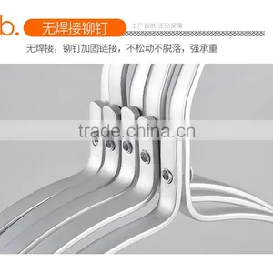 Hot Selling Metal Wire Coat Hanger thumbnail-3