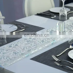 China Manufacturer Simple Light Flower Bronzing Western Table Clothes thumbnail-5