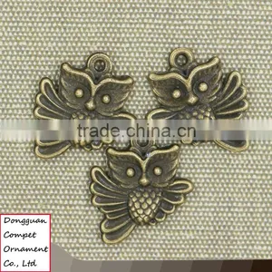 Wholesale Diy Accessories Green Bronze Zinc Alloy Jewelry Wings Owl Pendant thumbnail-1
