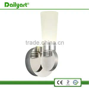 Hot Selling ce & RoHs Bathroom Wall Light With High Quality thumbnail-2