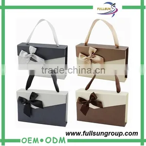 Custom Made Cardboard Carrying Box With Handle thumbnail-2
