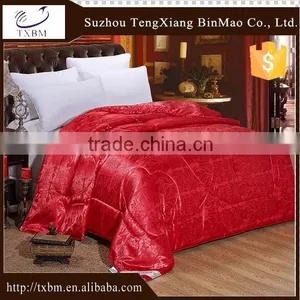 100% Silk Quilt With Red Color Jacquard Flower thumbnail-1