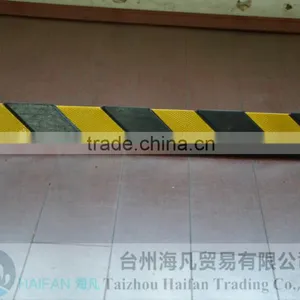 800mm Reflective Rubber Wall Corner Guard/highly Impact Resistant Rubber Edge Corner Protector/rubber Wall Corner Protector thumbnail-5