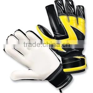 4mm Goalkeeper Gloves thumbnail-1