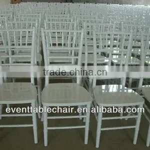 Red Color Wooden Chiavari Chair for Wedding Rental thumbnail-5