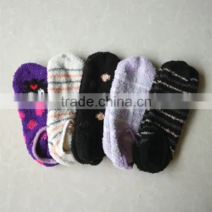Custom Soft Microfiber Floor Socks thumbnail-3