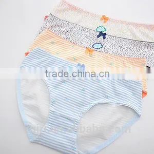 Young Girls Mid Waist Sexy Buttocks Cute Underwear Students Cotton Cartoon Briefs Pants thumbnail-6