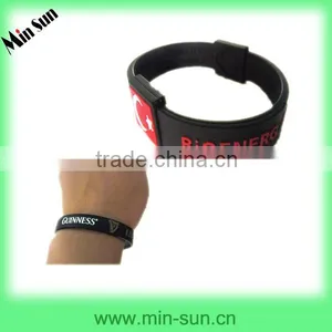 World Cup Orders Processed in Our Factory Silicone Bracelet & Fashion Silicone Hand Bracelet thumbnail-1
