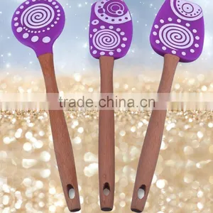 Perfect Kitchen Bakeware Kit Colorful Silicone Rubber Spatula 3 Pcs Set thumbnail-1