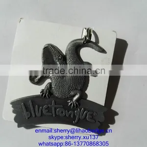 Customized Metal Zinc Alloy Crocodile Tag,Embossed Crocodile Shaped Keychain thumbnail-1