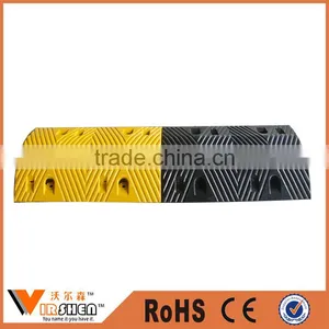 Driveway Road Safety Traffic Calming Reflective Rubber Speed Bump for Sale thumbnail-1