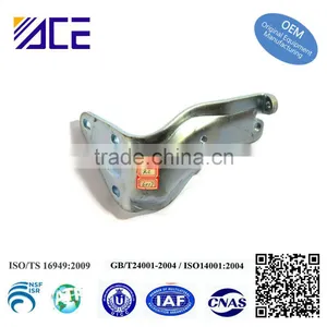 Custom Automotive Stamping Parts Engine Mount Bracket thumbnail-1