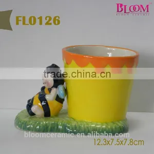 Decorative Garden Flower Pot for Planting thumbnail-4