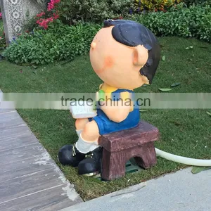 FRP Student Figurine in Garden thumbnail-2
