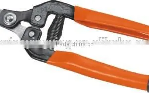 Dipped Handle Blacking Pruning Secateur thumbnail-1