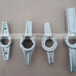24" Scaffold Leveling Jack With Base Plate Screw Jack thumbnail-3