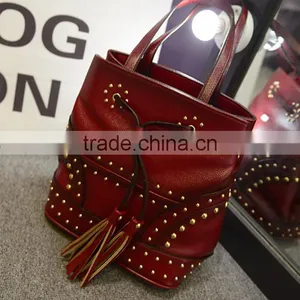 DY0065Z Europea Hot Sale Ladies Winter Rivet Bucket Bag thumbnail-1