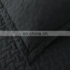 Wholesale European Custom Reversible Anti Wrinkle Color Oeko-tex Woven Solid Plain Queen Size King Quilt Set For Home thumbnail-6