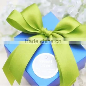 Satin Pre-tie Bow With Gold Twist, Present Decorate With 3.25 Inches With Wire Tied Bow thumbnail-3