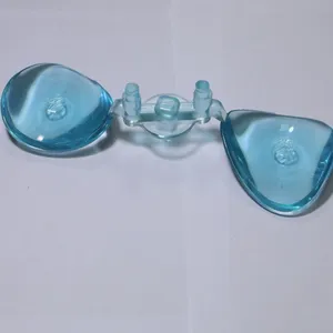 Molde de inyección duradero para cosméticos de paredes gruesas, IATF 16949:2016, S136 endurecido, vida útil de 300K inyecciones, protección del molde, recolección con brazo robótico. thumbnail-4