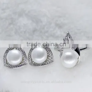 Fashionable Sterling Silver Button Zircon Natural Freshwater Pearl Earring and Ring Set thumbnail-3