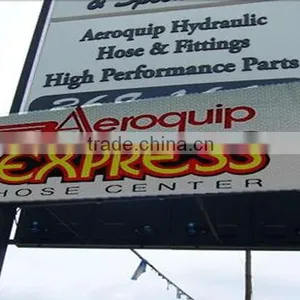 Electronic Advertising Signs Triangle LED Display thumbnail-1