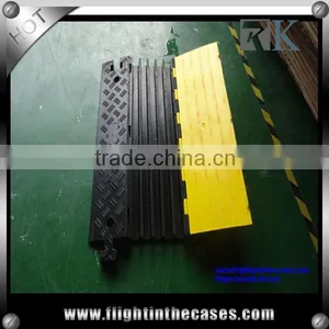 Professional 5 Channel Rubber Cable Ramp Outdoor thumbnail-1