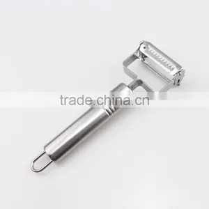 Stainless Steel Vegetable & Fruit Peeler With Smile Design thumbnail-2