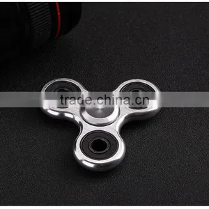Wholesale Anti Anxiety Desk Toy Alunimun Alloy LED Flashing Fidget Spinner thumbnail-2