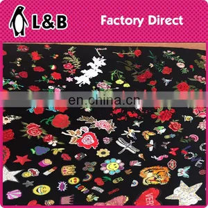 2017 Hot Selling Embroidery Flower Patch Custom Garment Patch thumbnail-5