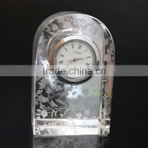 Small Crystal Decorative Desktop Clock thumbnail-4
