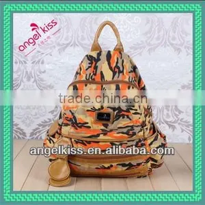 2014 New Design Fashionable Handbag Washing PU Materail Leisure Bag China Manufacturer Soft Handbag thumbnail-3