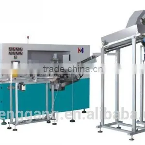 HG Handle Pre-inserted Bottles Blowing Machinery thumbnail-1