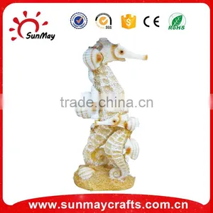 Seahorse Figurine thumbnail-1