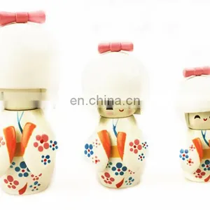 Mini Japanese Geisha Girl Doll in Kimono thumbnail-1