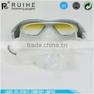 Factory Supply OEM Quality Fashion Glasses Fast Delivery thumbnail-3