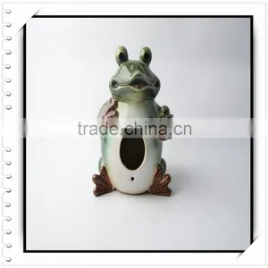 Funny Ceramic Bird Feeder With Frog Shape thumbnail-1