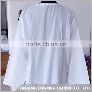 Fashionable White Cotton Dressing Gown Nightgown thumbnail-4