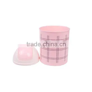 Plastic Pink Trash Can Outdoor Trash Can With Swaying Lid thumbnail-2