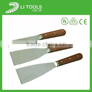 Hot Selling Wood Handle Carbon Steel Wide Blade Putty Knife thumbnail-4