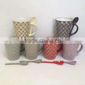 China Supplier Ceramic Mug and Best Home Glazed Porcelain Travel V-Shape Mug ,with Spoon thumbnail-3