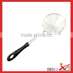 Modern Jincheng Stainless Steel Mesh Strainer With the Plastic Handle Shank thumbnail-1